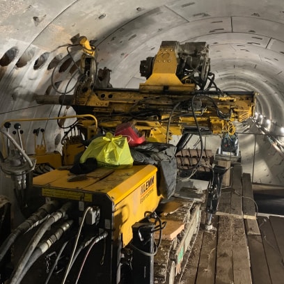 Проходка подземных горных выработок горным способом